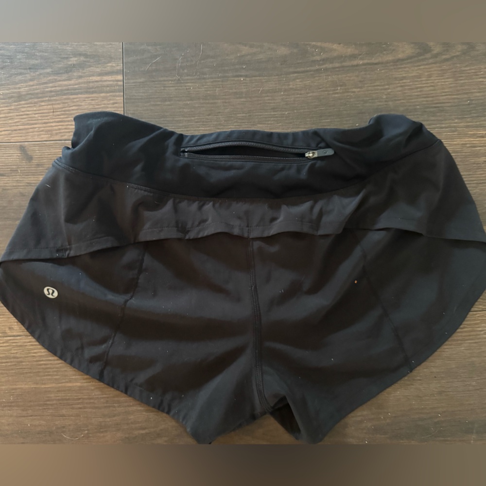 Lululemon Women’s Shorts - Picture 3 of 3